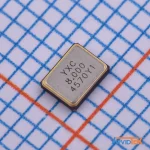 نمای روبه رو کریستال اسیلاتور 8 مگاهرتز X32258MSB4SI